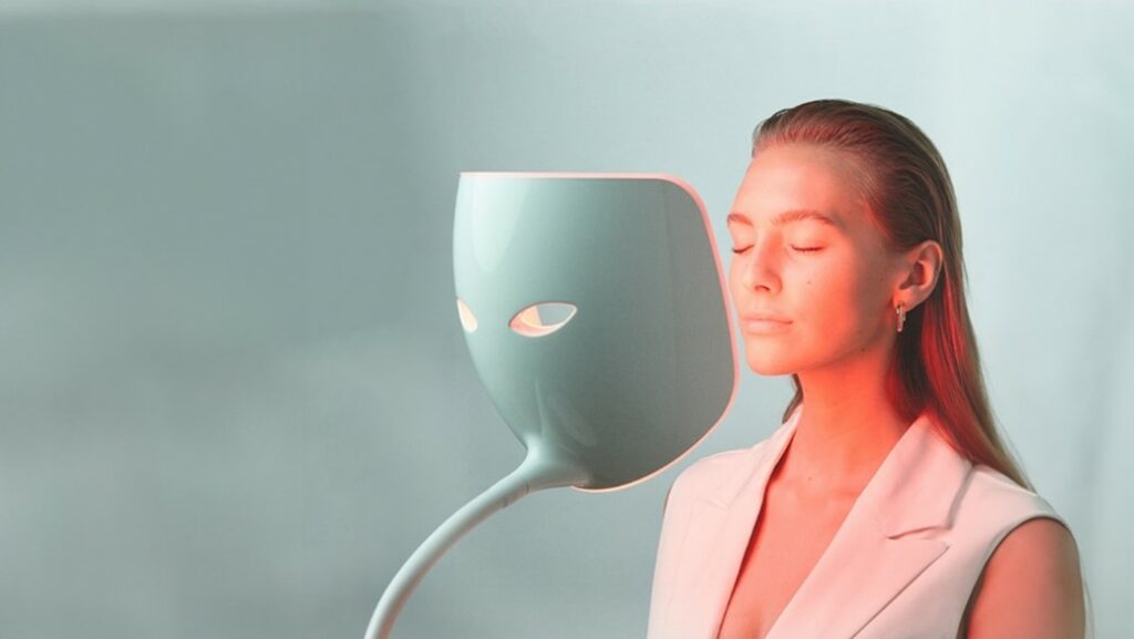 Lucibel.le presents its revolutionary OVE mask at Beautyworld Middle East 2023