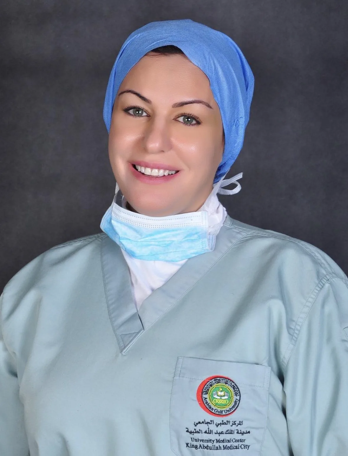 Dr. Nada Al-Yousif explores the relationship between the microbiome and eye health at the Saudi Ophthalmology Society Conference on Cataract and Refractive Surgery